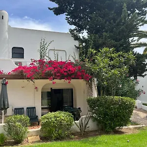 Beautiful With Terrace & Garden Apartment